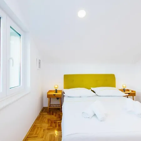 Remarkable 5-Bed Villa In Labin * Labin (Dalmatia)