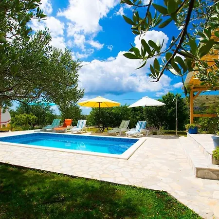 Remarkable 5-Bed Villa In Labin Villa Labin (Dalmatia)