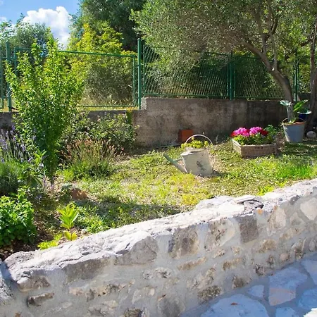 Villa Remarkable 5-Bed Villa In Labin